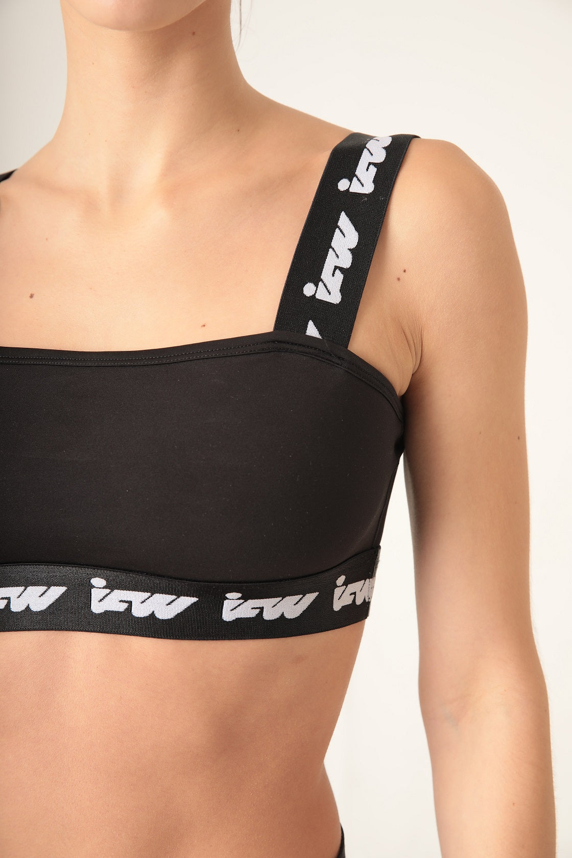 Band Urban top Black