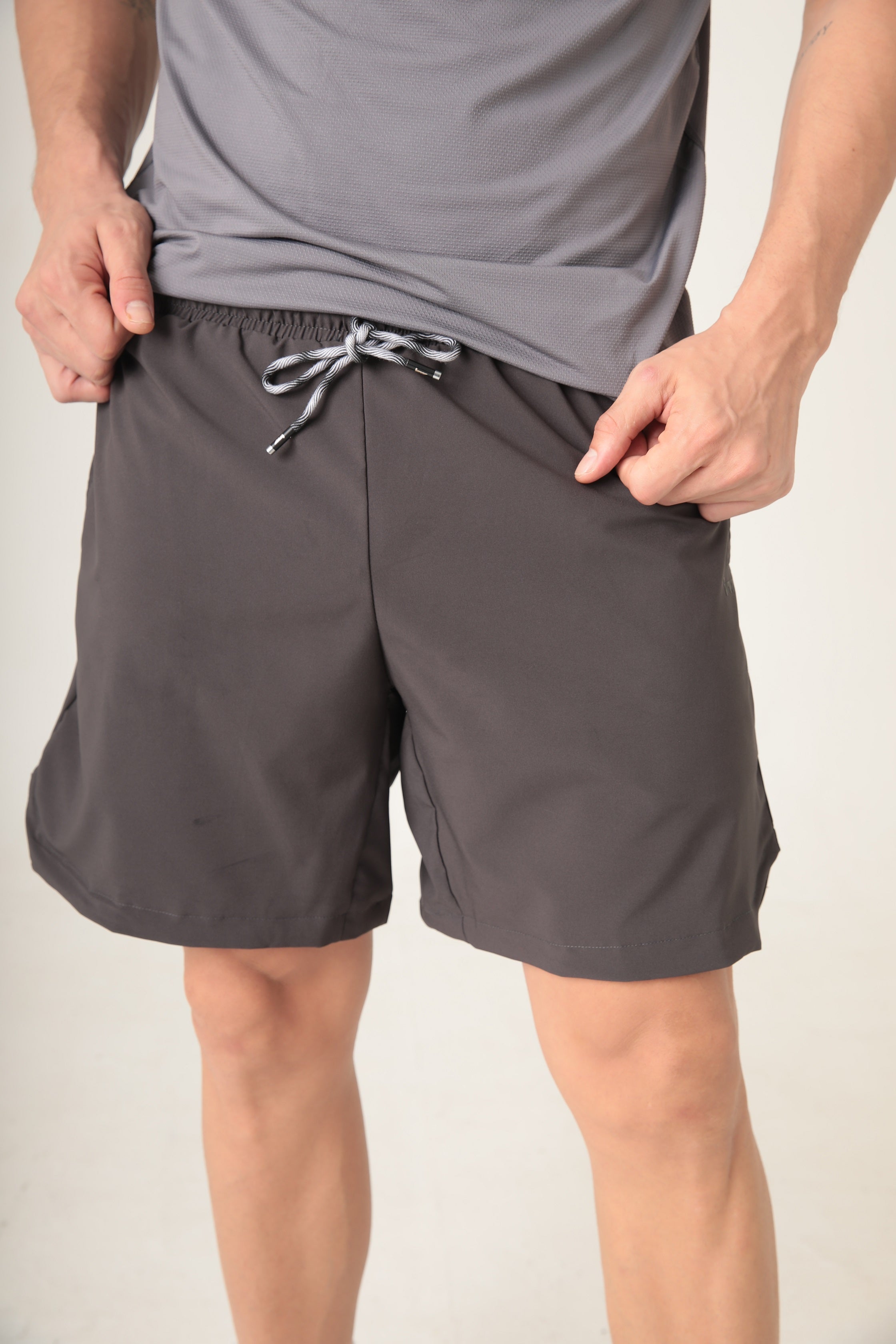 Sporty short Gris