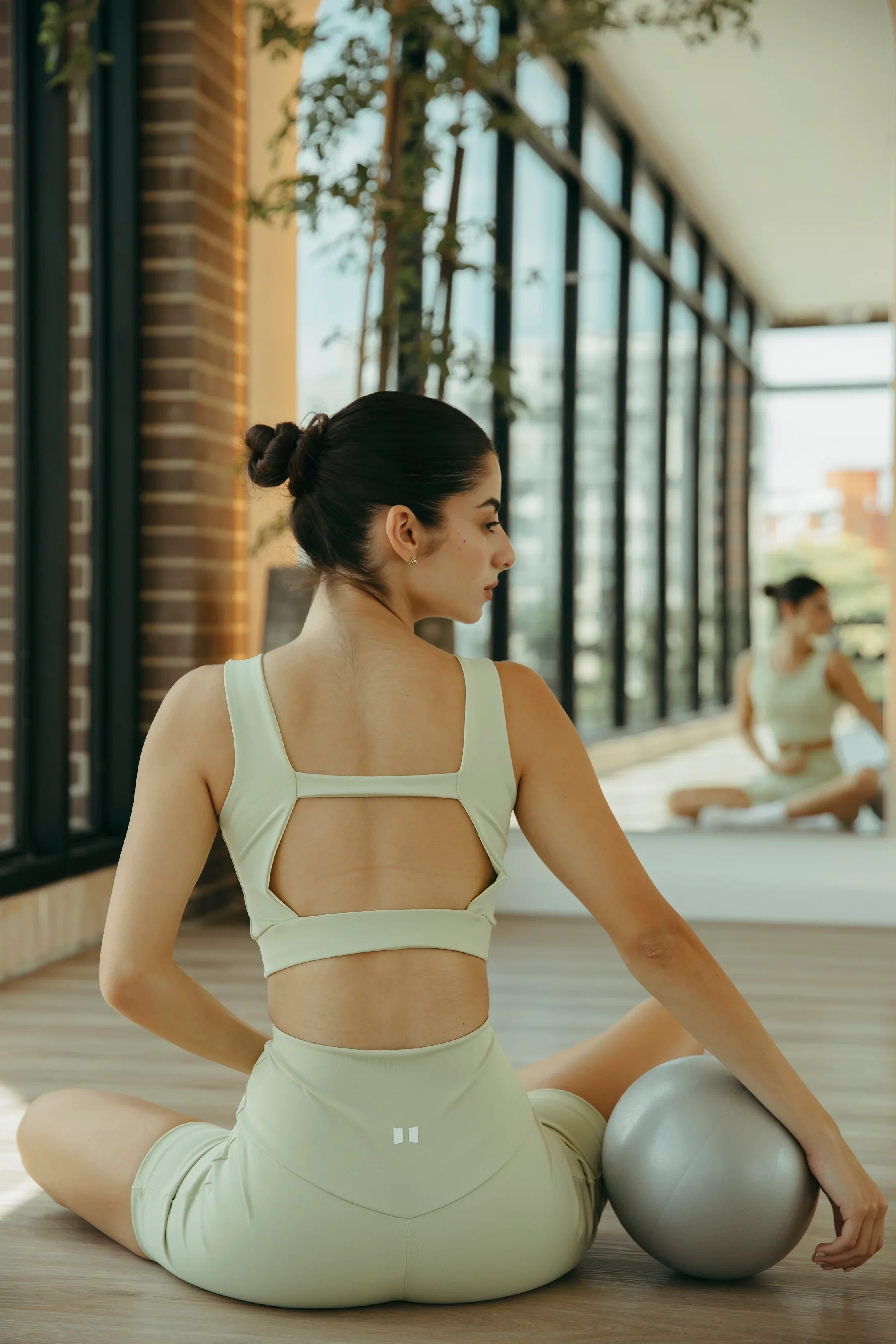 SHORT AGATA PISTACHIO