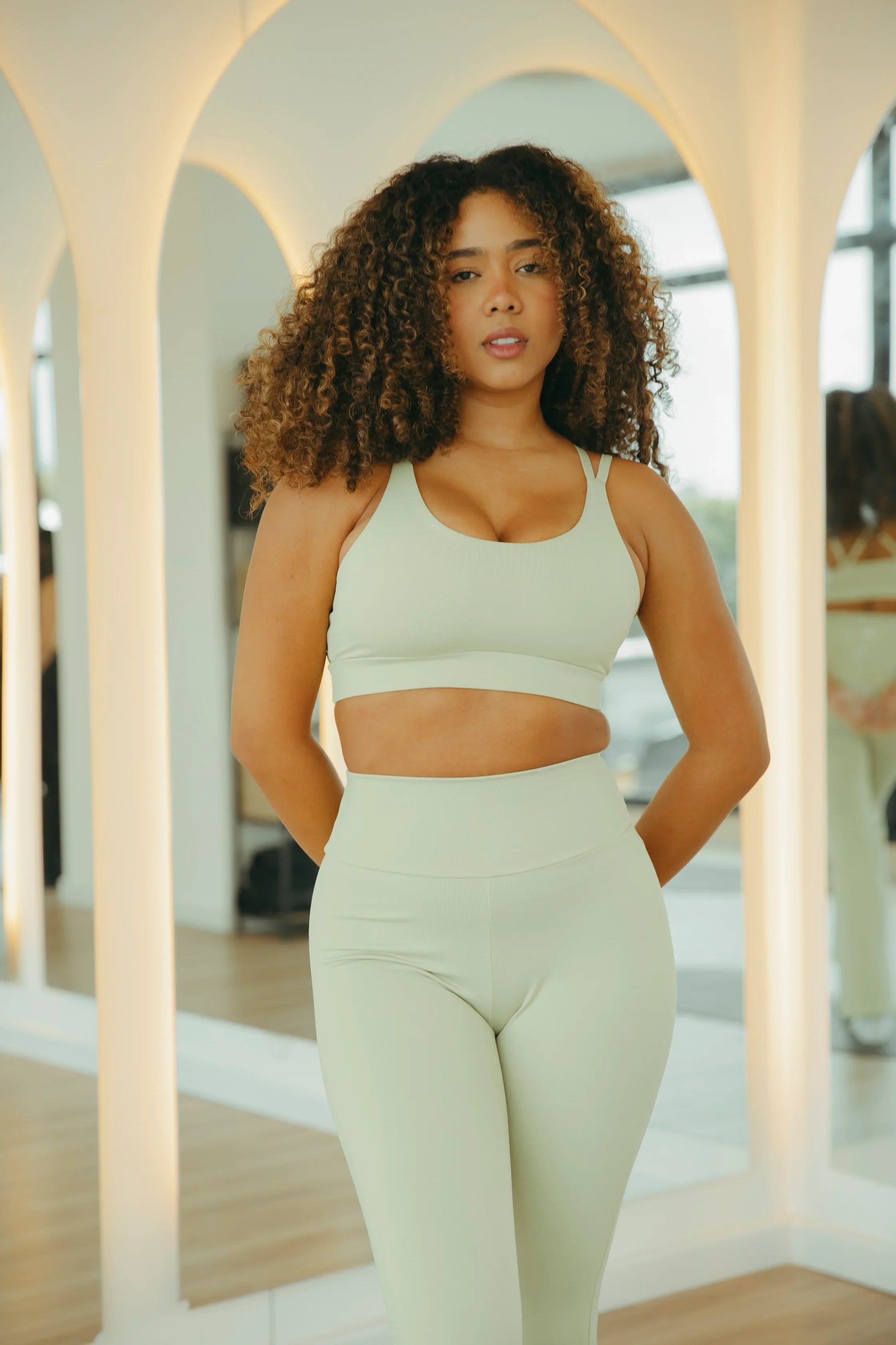 LEGGINS WIDE LEG PISTACHIO