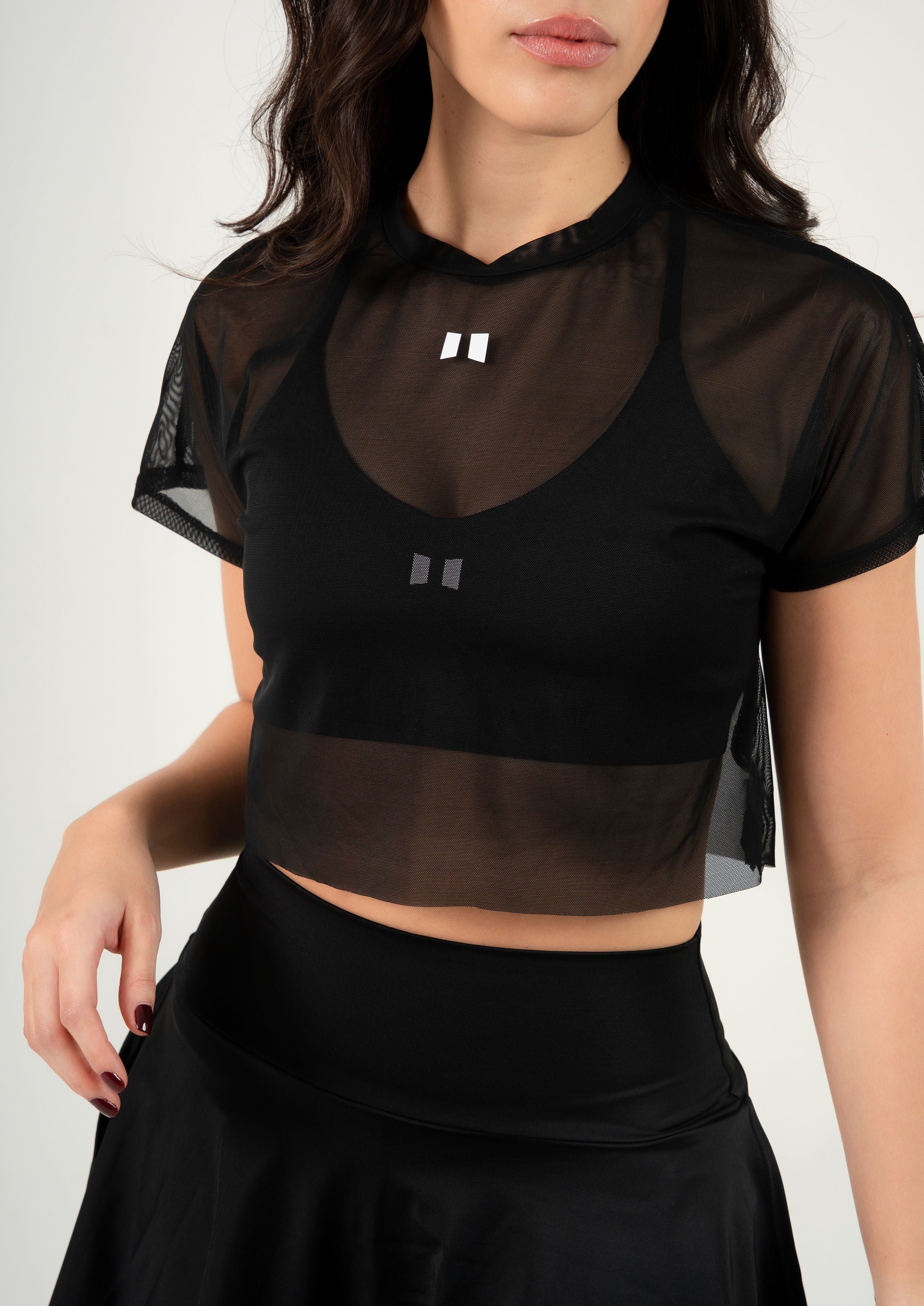 CROP TOP MESH NEGRO + VISERA IFW BEIGE