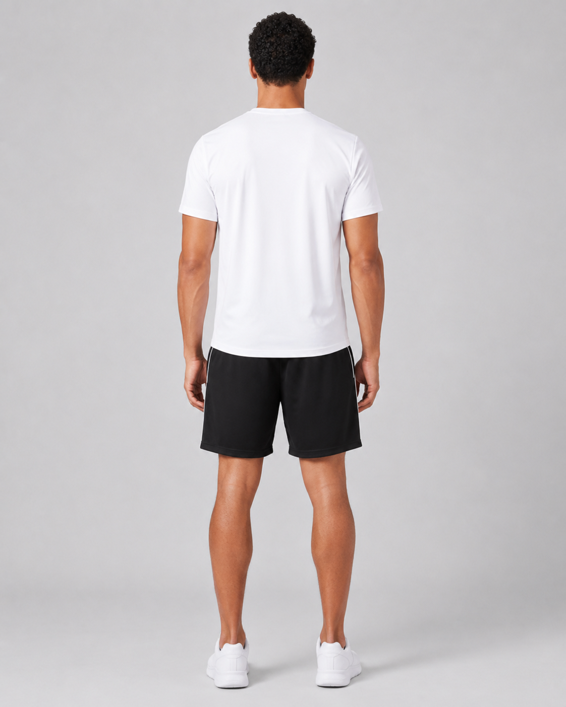 BERMUDA NEGRO + CAMISETA BLANCA