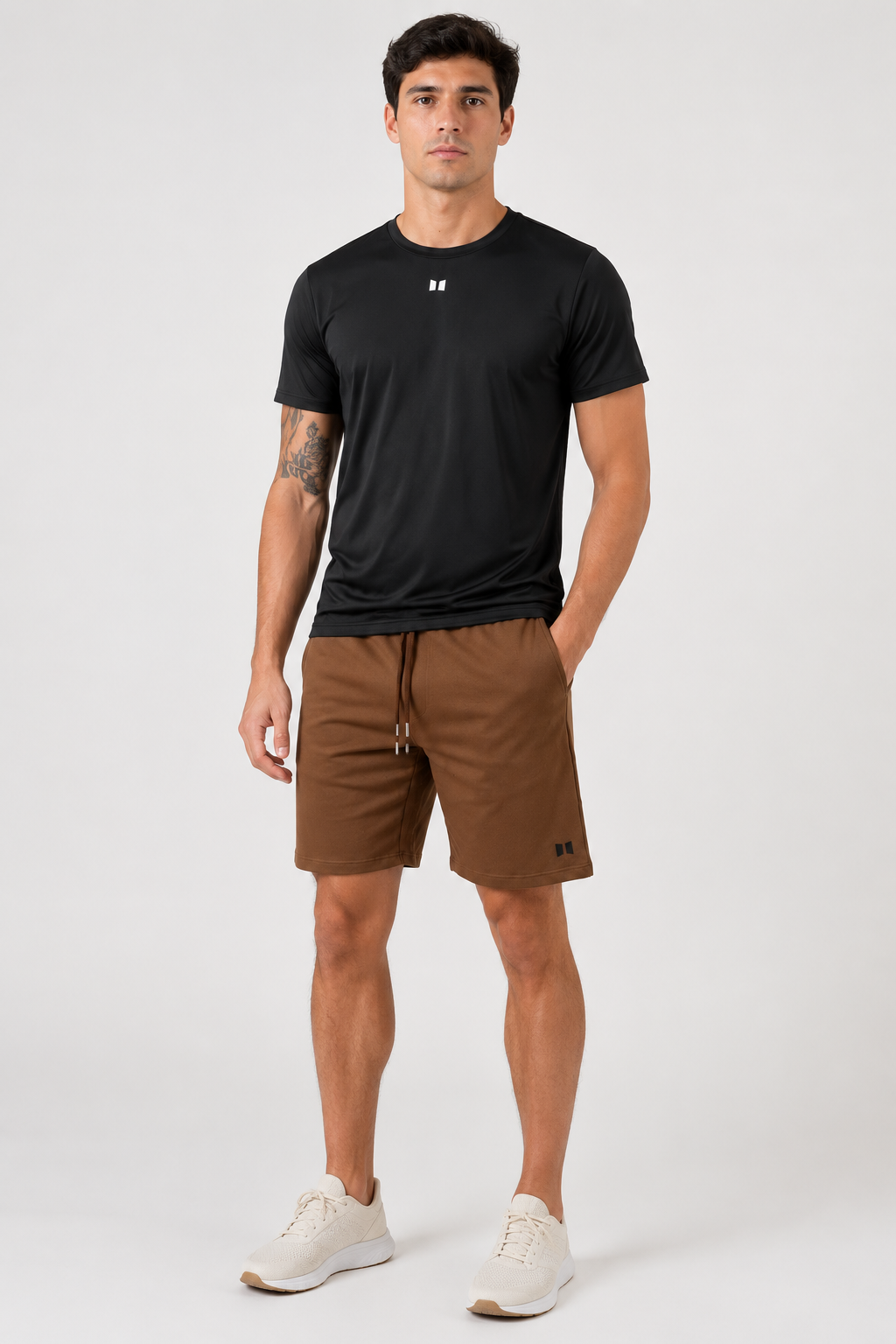 BERMUDA MOCCA + CAMISETA NEGRO