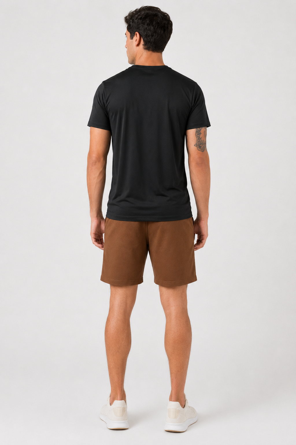 BERMUDA MOCCA + CAMISETA NEGRO